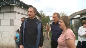 Вести. Белгород Вячеслав Гладков проинспектировал ход восстановления жилого фонда в Валуйском округе