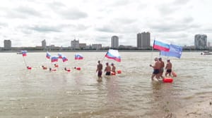 Вести – Амурская область В Приамурье традиционный заплыв "Дружба" перенесли на реку Зея