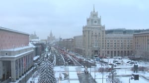 Погода 24 Столичные сугробы достигли рекордной высоты