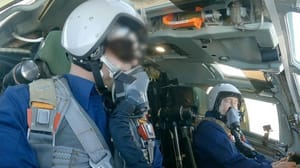Факты Кремль показал кадры с Путиным за штурвалом Ту-160М