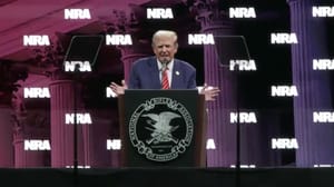 Вести в 20:00 Почему Атланта радушно встретила Трампа и проигнорировала Байдена