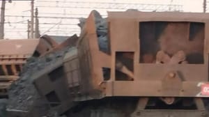 Вести. Дежурная часть В Белгородской области электропоезд врезался в другой состав