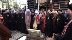 Вести В годовщину гибели Николая II и его семьи прошел крестный ход