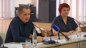 Вести. Белгород Вячеслав Гладков встретился с директорами школ Белгорода