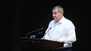 Вести. Волгоград Волгоградский губернатор принял участие в Форуме первичных отделений реготделения "Единой России"