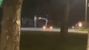 Новости Полиция заинтересовалась кадрами выходки у Вечного огня в Новгородской области