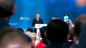 Новости Путин: глобальный рост экономики в XXI веке сосредоточится в странах БРИКС