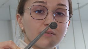 Вести. Приморье Приморские ученые придумали средство для защиты глаз во время лучевой терапии