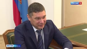 ВестиТамбов Евгений Первышов встретился с участником программы «Время героев» Константином Кутейниковым
