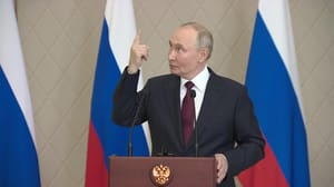 Новости Путин ответил шуткой на вопрос о возможности ударов по центрам принятия решений