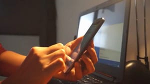 Вести. Дежурная часть С 1 января приставы получили право взыскивать долги в цифровых деньгах